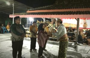 Bersih Desa Sebagai Wujud Rasa Syukur Warga Desa Soko Gelar Wayangan.