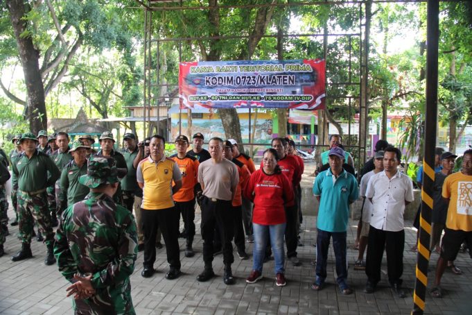 Kodim 0723/Klaten Gelar Karya Bakti Teritorial Prima Dalam Rangka HUT Ke-80 TNI Dan HUT Ke-75 Kodam IV/Diponegoro