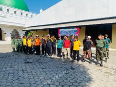 Karya Bakti Teritorial Prima: TNI dan Masyarakat Bersatu Jaga Kebersihan Masjid Roudlotus Sholihin Ceper Klaten