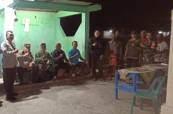 Muspika Wedi Klaten Perkuat Sinergi Keamanan Lingkungan Melalui Monitoring Siskamling