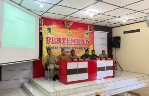 Dampingi Petani Prambanan Klaten, Babinsa Hadiri Forum KTNA Bahas Penyerapan Jagung