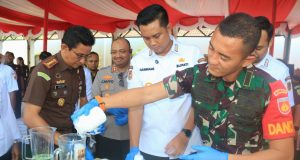 Kejari Klaten Gelar Pemusnahan Barang Rampasan Inkracht, Dandim 0723/Klaten: Bukti Transparansi Hukum Dan Jaga Ketertiban Masyarakat