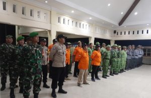 Danramil 09/Prambanan Hadiri Apel Satlinmas Se-Kecamatan Prambanan Klaten