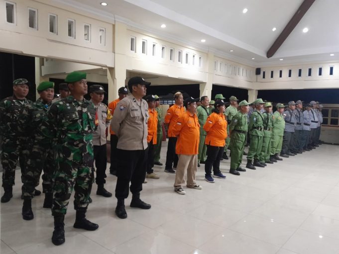 Danramil 09/Prambanan Hadiri Apel Satlinmas Se-Kecamatan Prambanan Klaten