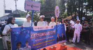 Bank Kuningan Semarakkan Karnaval Budaya HUT ke-527 Kabupaten Kuningan dengan Kreativitas dan Semangat Kebersamaan