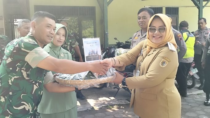 HUT Ke-80 TNI Dan HUT Ke-75 Kodam IV/Diponegoro, Forkopimcam Klaten Utara Anjangsana Ke Koramil 24/Klaten Utara