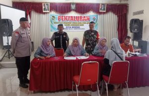 Babinsa Koramil 19/Trucuk Kawal Penyaluran BLT Dana Desa Tahap X Desa Mireng