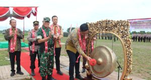 Bupati Klaten Buka Karya Bakti Mandiri Klaten Bersinar Ke-XXXI Di Desa Gondangsari Juwiring