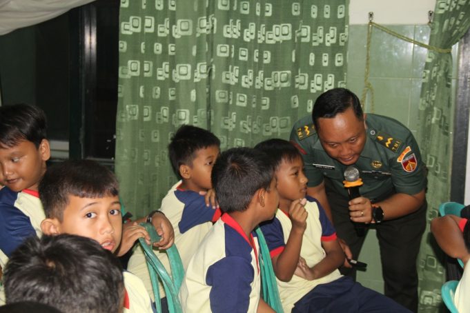 Semangat Bela Negara, SDN 2 Semangkak Kunjungi Kodim 0723/Klaten