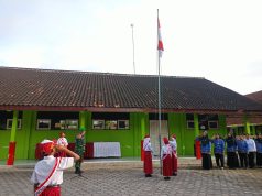Babinsa Klaten Utara Menjadi Pembina Upacara Di SDN 2 Jonggrangan, Sampaikan Ini.