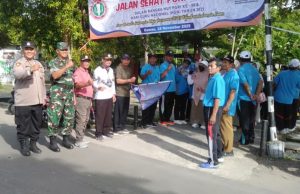 HUT PGRI Ke-80 Di Cawas, Babinsa Koramil 20/Cawas Pantau Dan Amankan Jalan Sehat