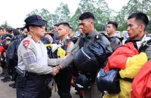 Polri Perkuat Model Pelayanan Unjuk Rasa Berbasis Standar HAM Internasional, Wakapolri: “Kita Sesuaikan dengan Best Practice Negara Maju”