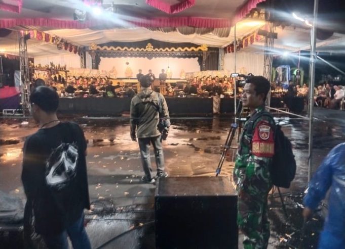 Danramil 01/Kota Hadiri Pagelaran Wayang Kulit Peringatan Hari Wayang Nasional Tahun 2025 Di Klaten