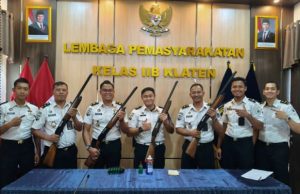 LAPAS KLATEN GELAR HARWAT SENJATA, DETEKSI DINI GANGGUAN KAMTIB DAN PERKUAT KEAMANAN