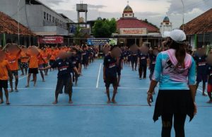 Warga Binaan Pemasyarakatan Lapas Klaten Ikuti Senam Rabu Pagi, Badan Sehat Pikiran Jernih.