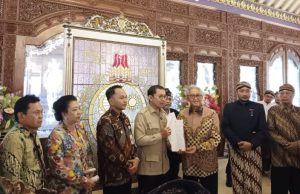 Keraton Kasunanan Surakarta Lagi lagi Terjadi Ontran-ontran Penyerahan SK Menteri Kebudayaan
