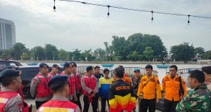 BPBD Solo dan Tim SAR Lakukan Penyelamatan Pemuda Asal Rembang Menjatuhkan Diri Bendungan Tirtonadi,