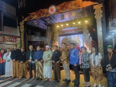 Kirab Umbul Mantram Sangat Meriah Sekali