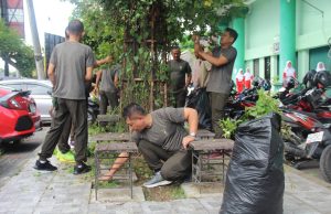 Jaga Asri Fasilitas Umum, Kodim 0723/Klaten Gelar Aksi Bersih Stadion Trikoyo