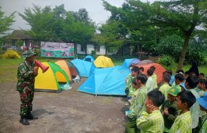 Babinsa Koramil 15/Polanharjo Berikan Pembinaan Kepemimpinan Dan Disiplin kepada Siswa Ibnu Abbas Klaten