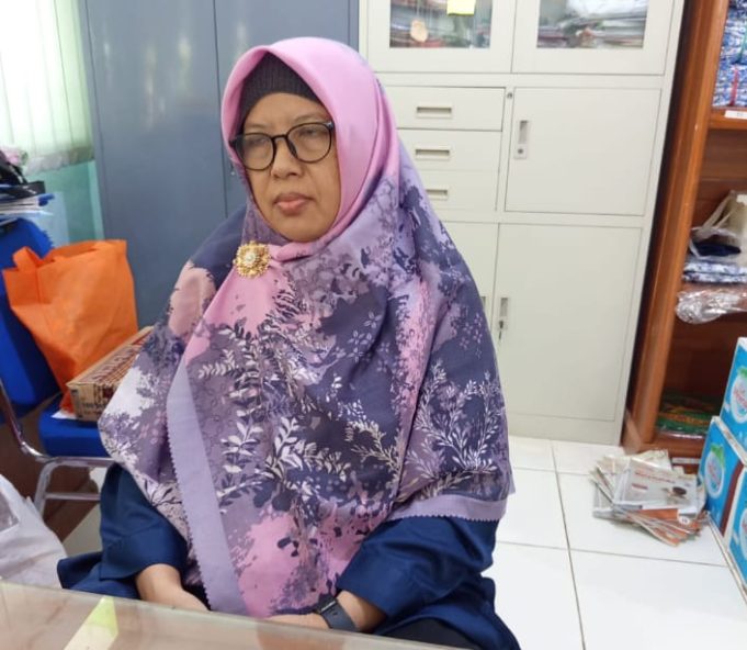 SMPN 6 CIREBON DIDUGA LAKUKAN PUNGUTAN