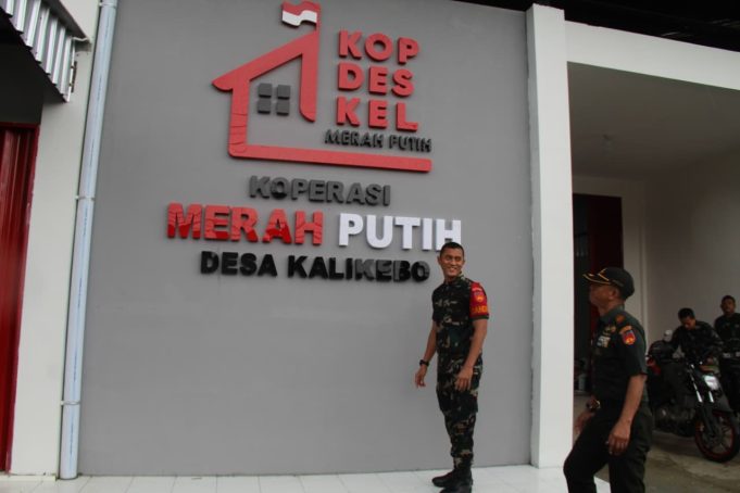 Pastikan Program Strategis Pemerintah Berjalan Optimal, Dandim 0723/Klaten Kunjungi Pembangunan KDKMP Di Trucuk