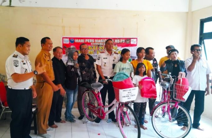 Paguyuban WLKB Klaten Peringati HPN 2026 Adakan Kegiatan Bhakti Sosial Bersama Lapas Kelas II B Klaten Di Rusunawa.