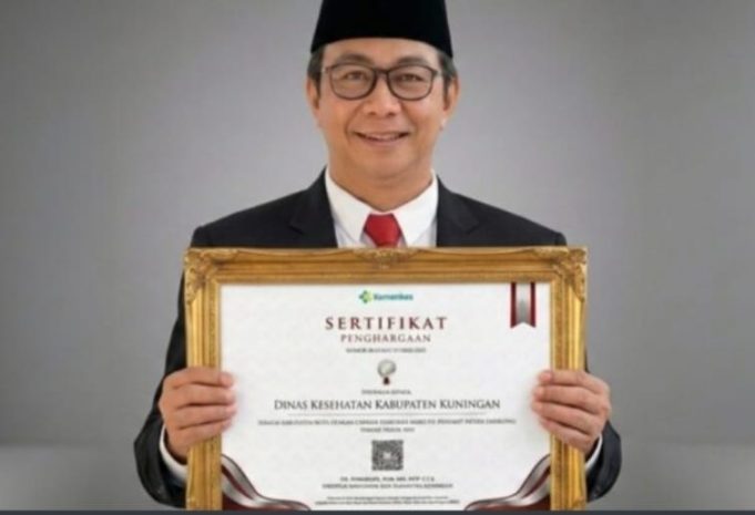 BANGGA DINAS KESEHATAN KABUPATEN KUNINGAN MENOREHKAN PRESTASI Di TINGKAT NASIONAL