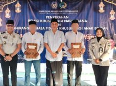 Lapas Klaten Gelar Sholat Idul Fitri Bersama, Serta Penyerahan Remisi Khusus Bagi Narapidana Dan Pengurangan Masa Pidana Khusus Bagi Anak Binaan Sejumlah 120 Narapidana.