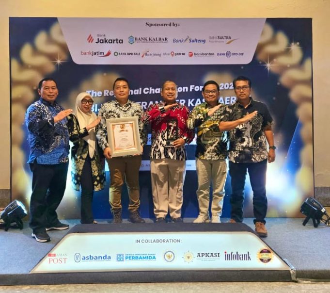 “MASUK THE BEST 54 BPR MILIK PEMDA VERSI INFOBANK, BANK KUNINGAN DIHARAPKAN DAPAT MENINGKATKAN KINERJA KEUANGAN Dan KUALITAS LAYANAN NASABAH”