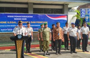 KOMITMEN TEGAS BERSAMA: Lapas Klaten Gaungkan Ikrar Pemasyarakatan Bersih Siap Perangi HP Ilegal, Narkoba dan Penipuan