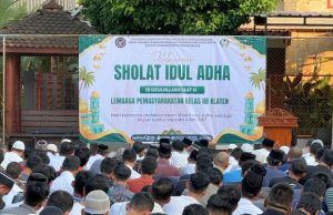 GEMA TAKBIR DI BALIK JERUJI: Lapas Klaten Gelar Salat Idul Adha dan Penyembelihan Hewan Kurban