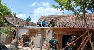 Pengerjaan RTLH Berlanjut, Satgas TMMD Percepat Pembangunan Rumah Warga